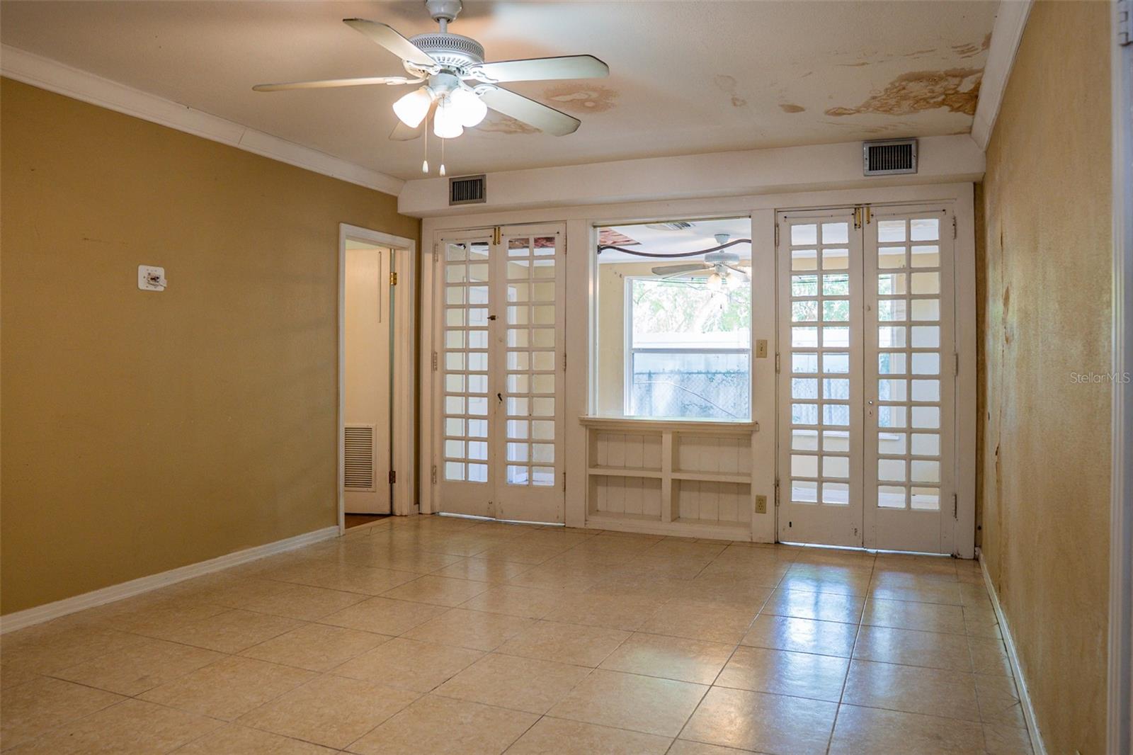 Image 40 of 43 For 721 Seminole Avenue