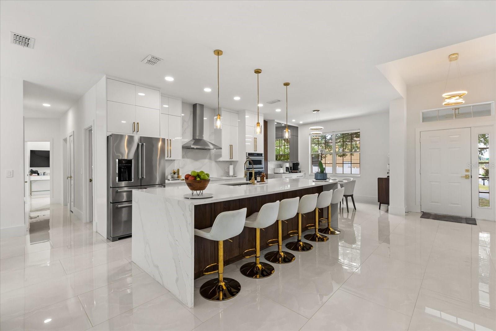 Image 11 of 40 For 1634 Presidio Drive