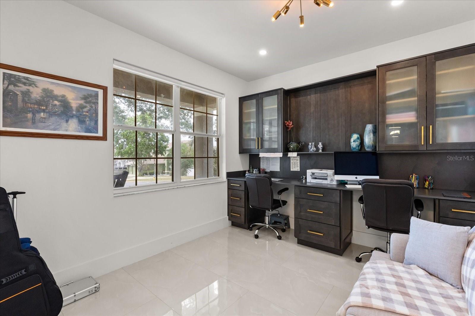 Image 9 of 40 For 1634 Presidio Drive