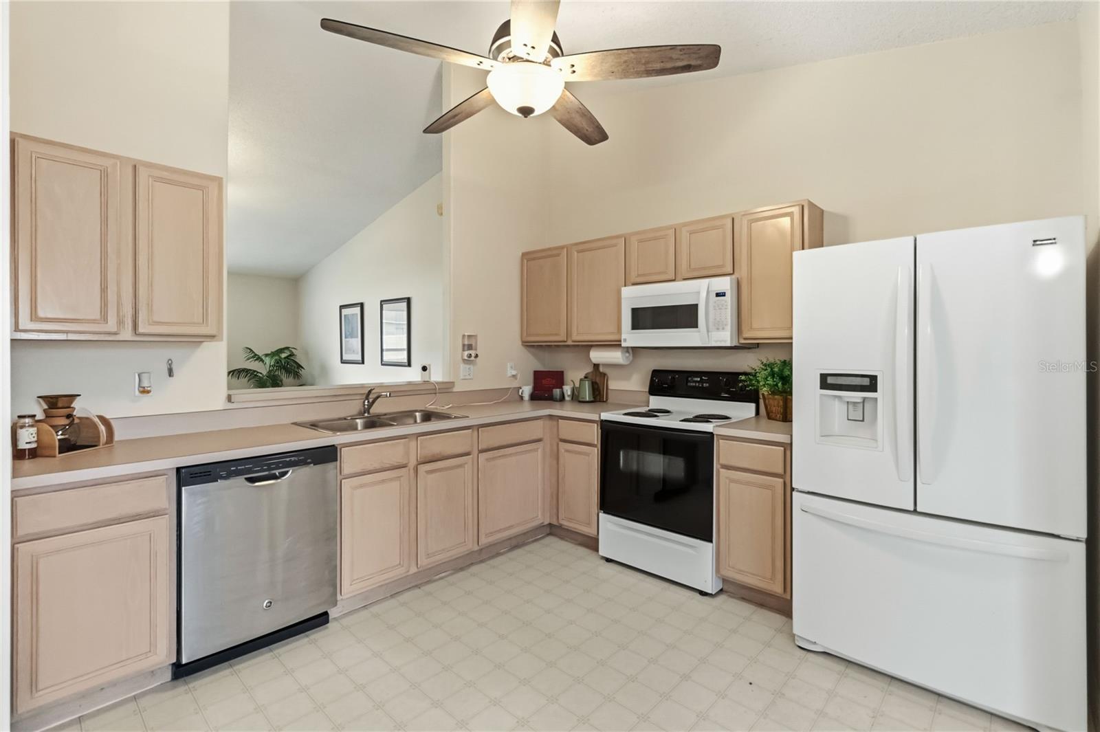 Image 14 of 37 For 4306 Pebblestone Court