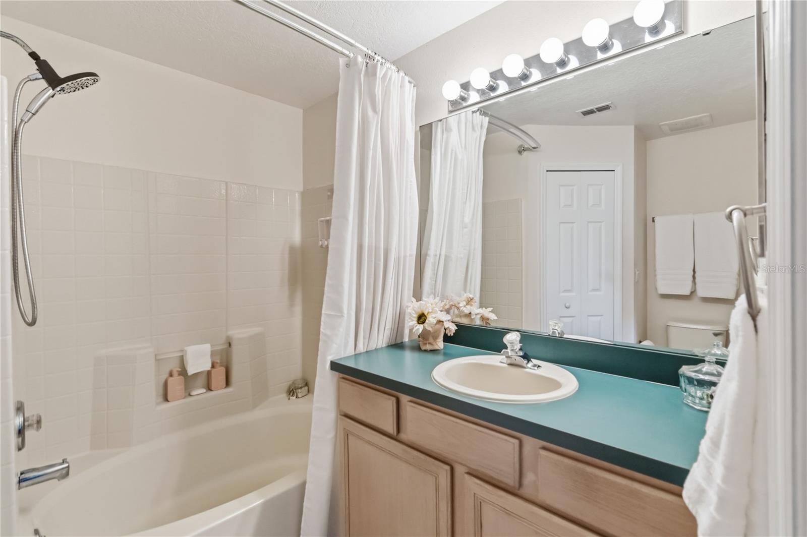 Image 20 of 37 For 4306 Pebblestone Court