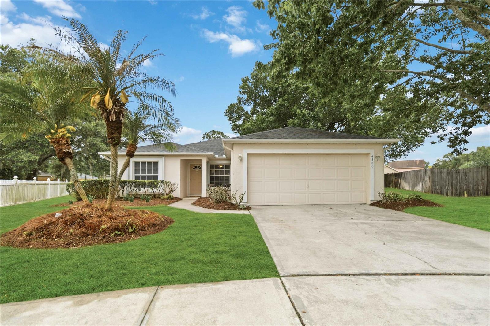 Image 3 of 37 For 4306 Pebblestone Court