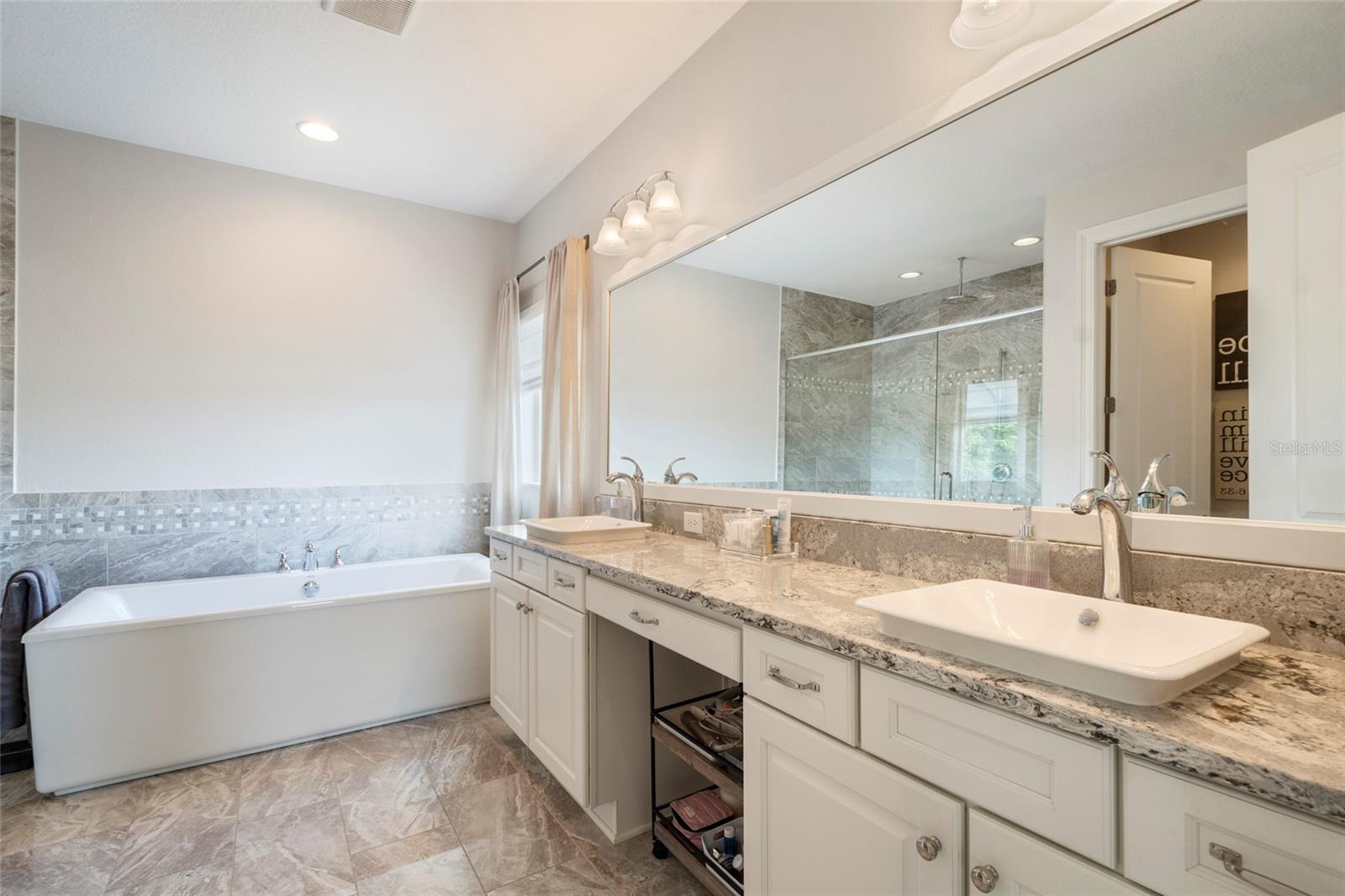 Image 79 of 97 For 13836 Budworth Circle