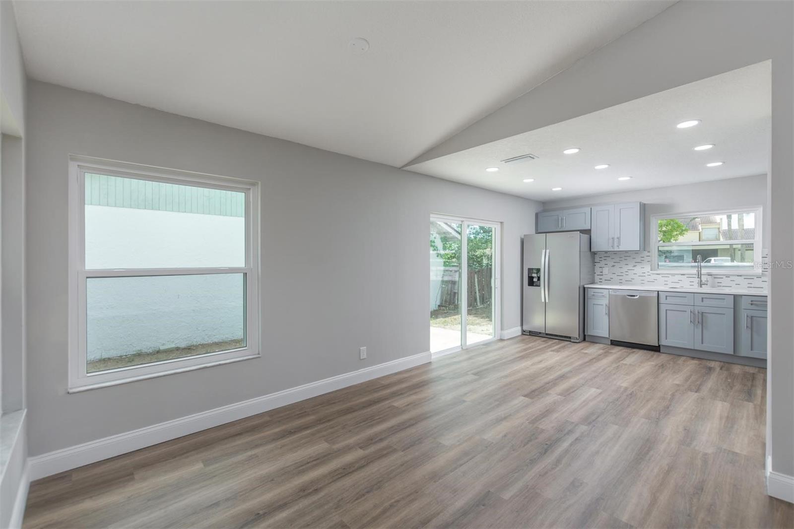 Image 15 of 50 For 634 Stanhope Drive
