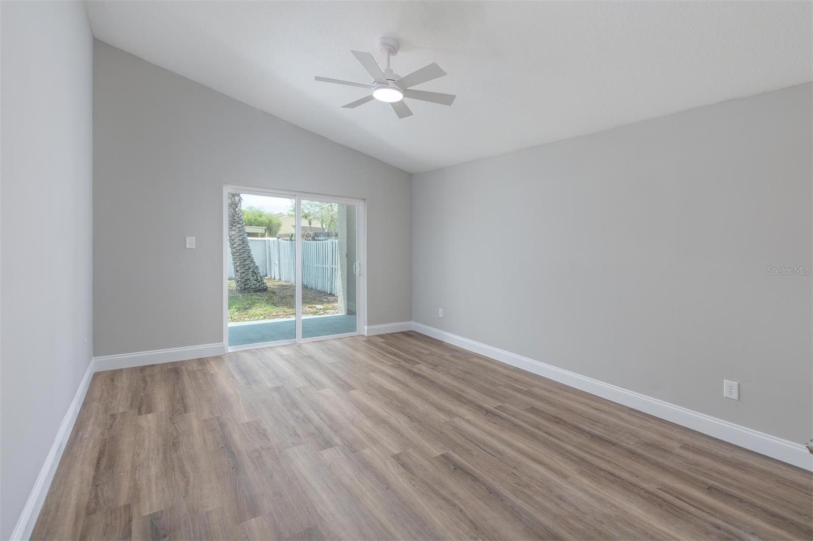 Image 20 of 50 For 634 Stanhope Drive