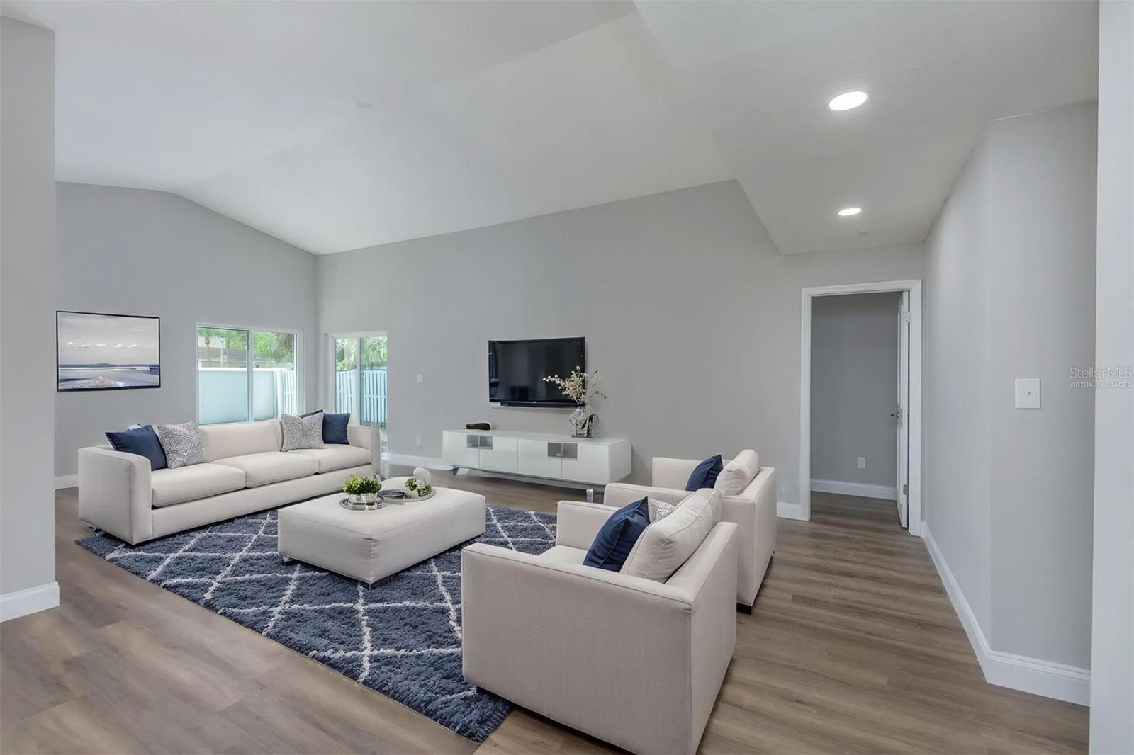 Image 8 of 50 For 634 Stanhope Drive