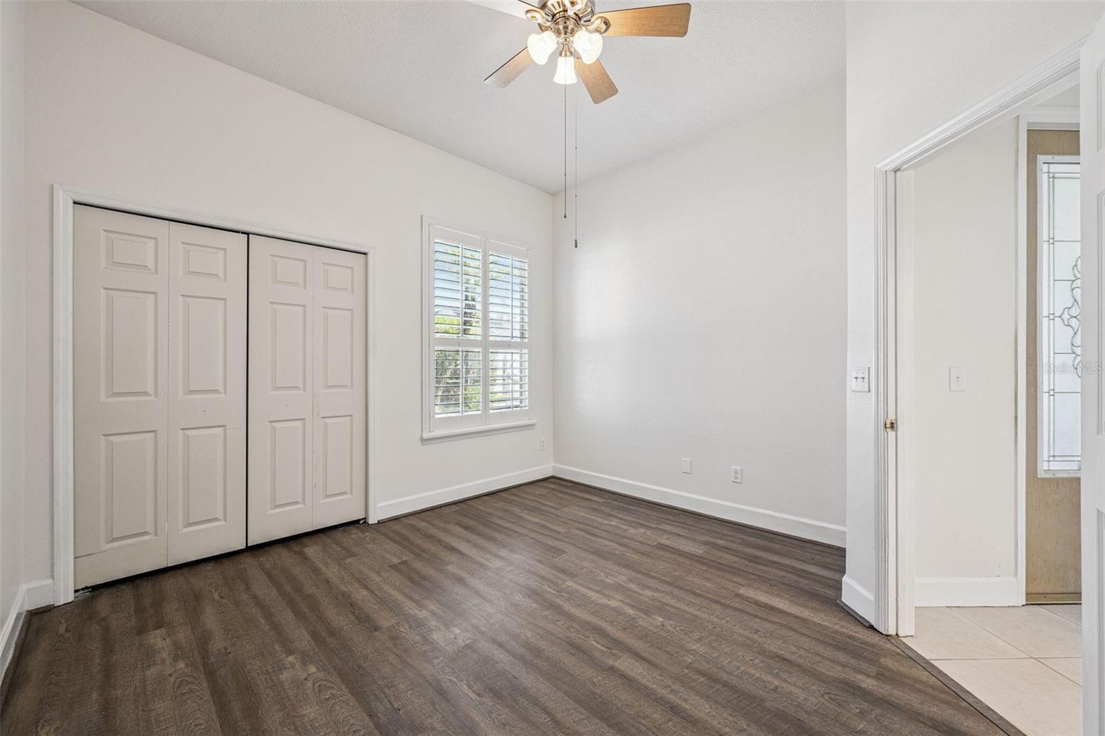 Image 22 of 35 For 8072 Canyon Lake Circle