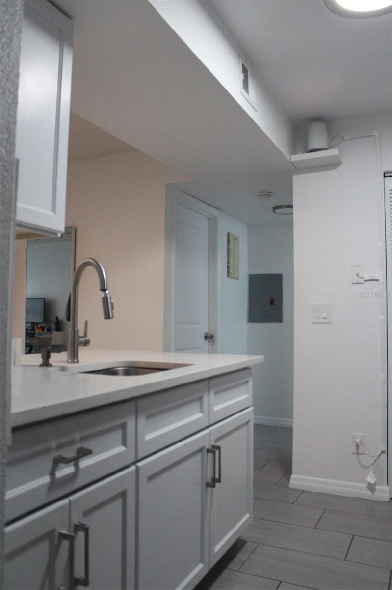 Listing photo id 9 for 11508 Westwood Boulevard 315