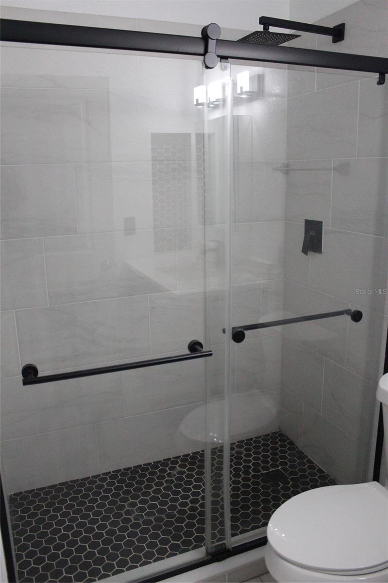 Listing photo id 12 for 11508 Westwood Boulevard 315