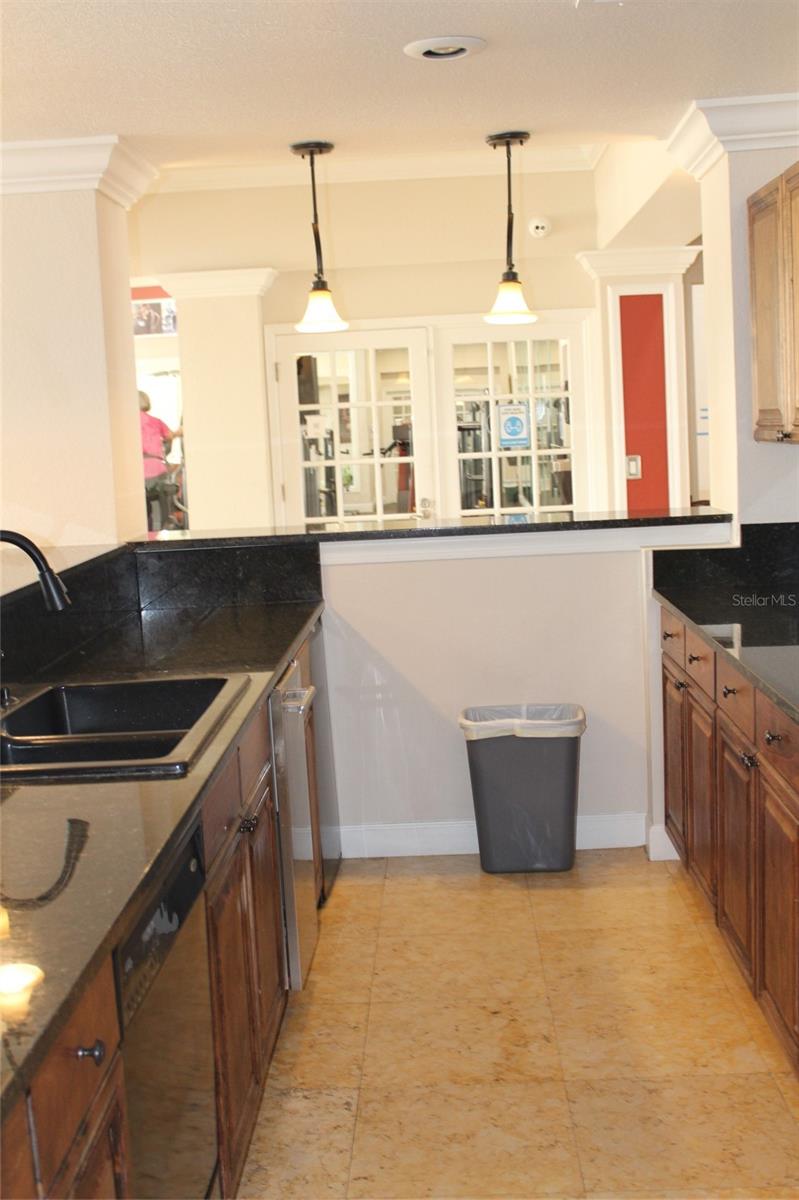 Listing photo id 45 for 11508 Westwood Boulevard 315