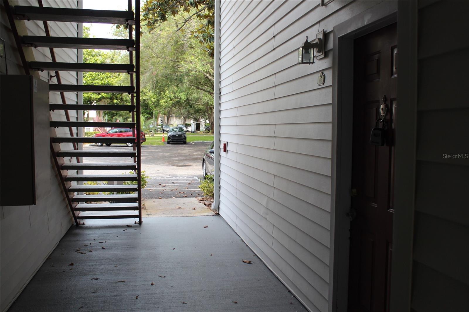 Listing photo id 3 for 11508 Westwood Boulevard 315