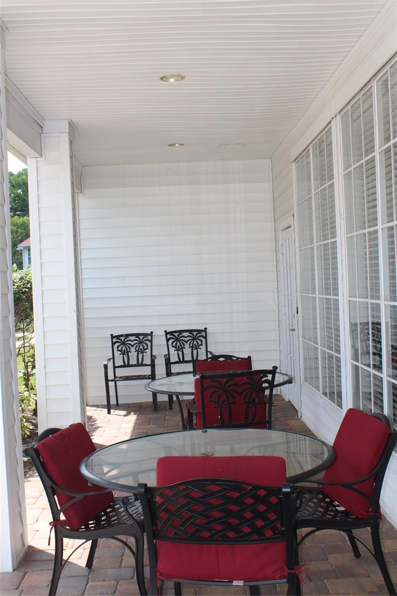 Listing photo id 52 for 11508 Westwood Boulevard 315