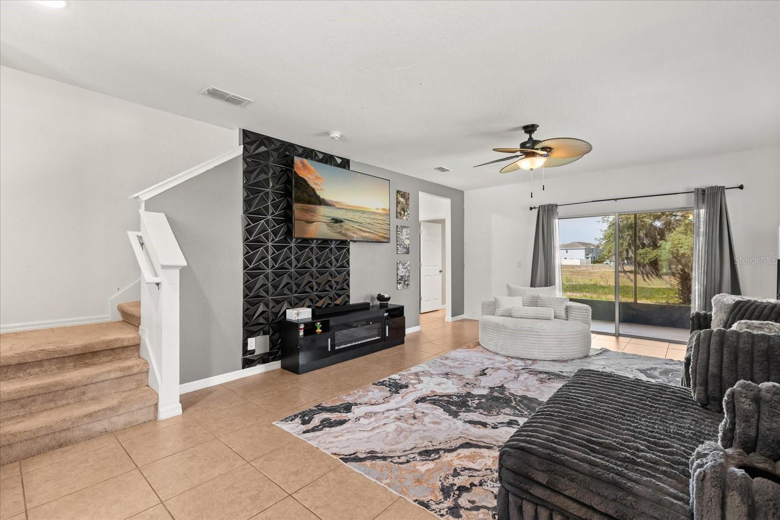 Image 3 of 26 For 152 Primrose Drive