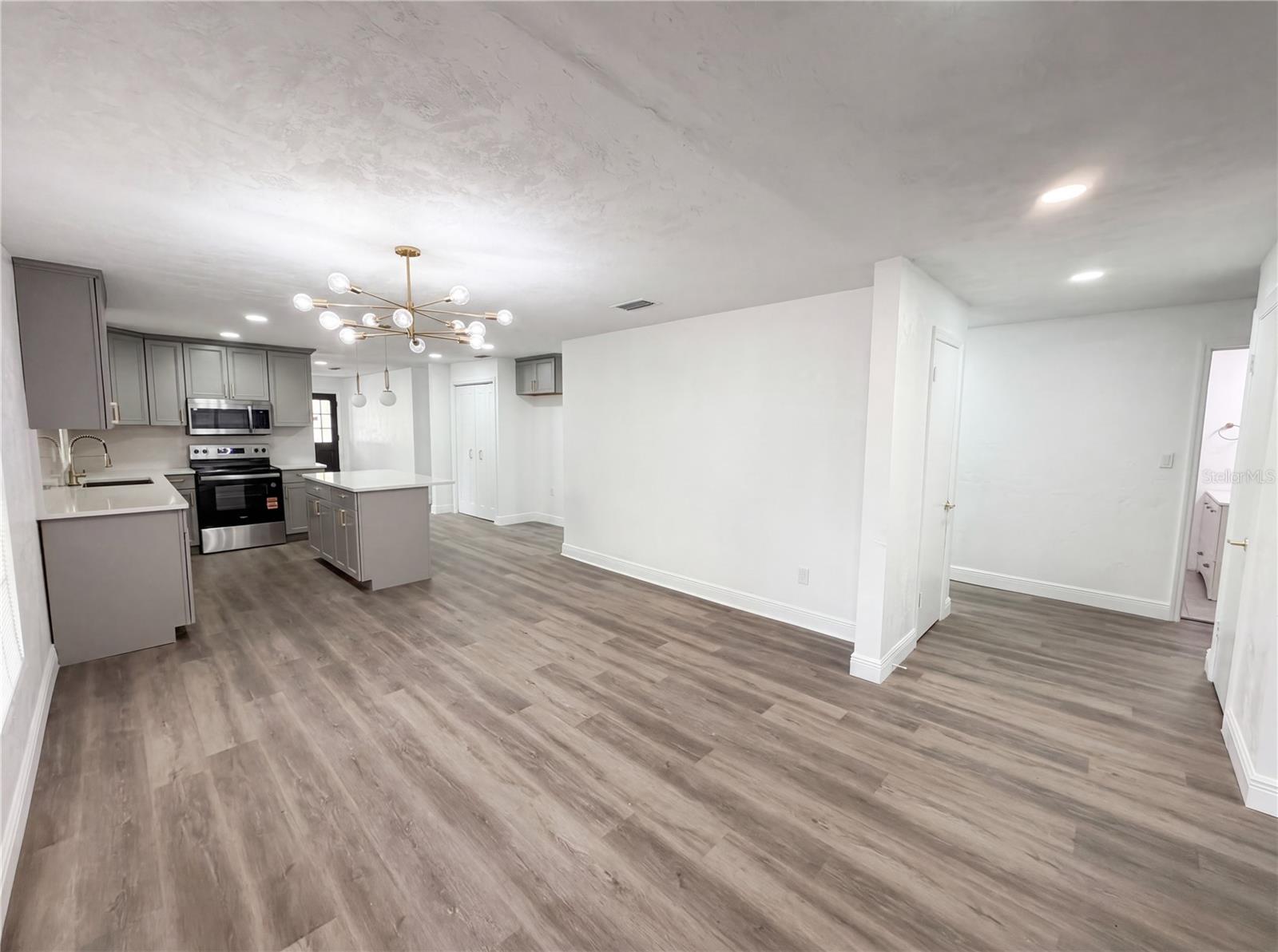 Image 10 of 25 For 3725 8th Avenue