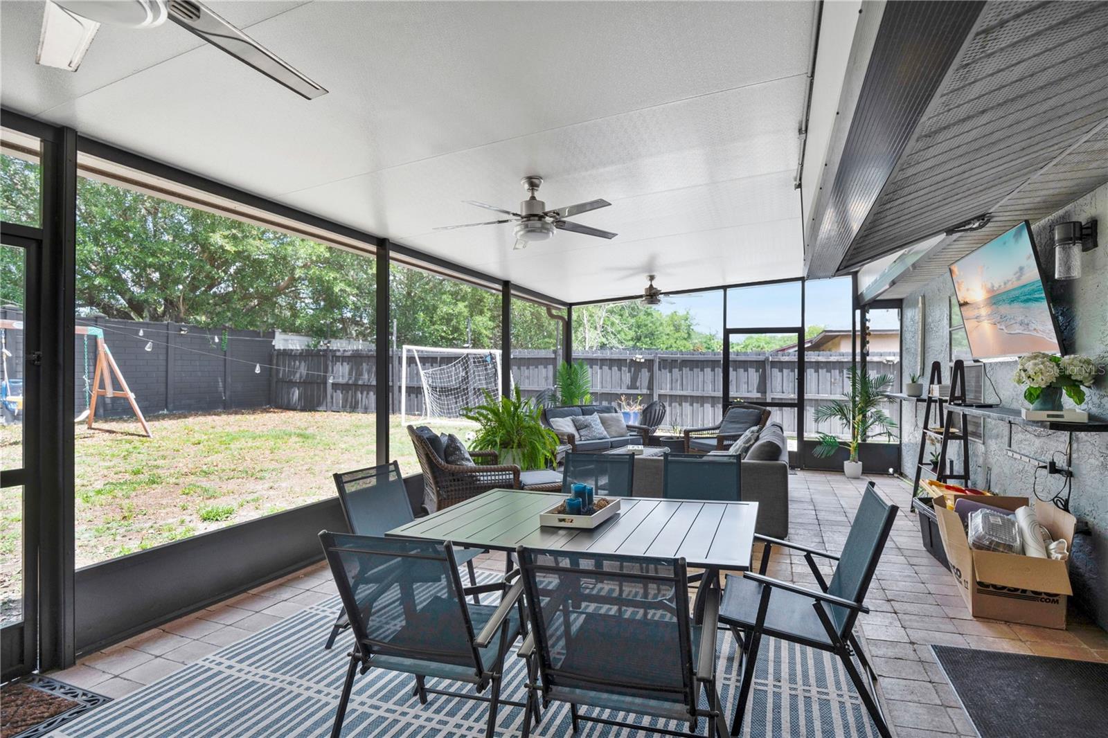 Image 20 of 31 For 7432 Golden Glenn Court
