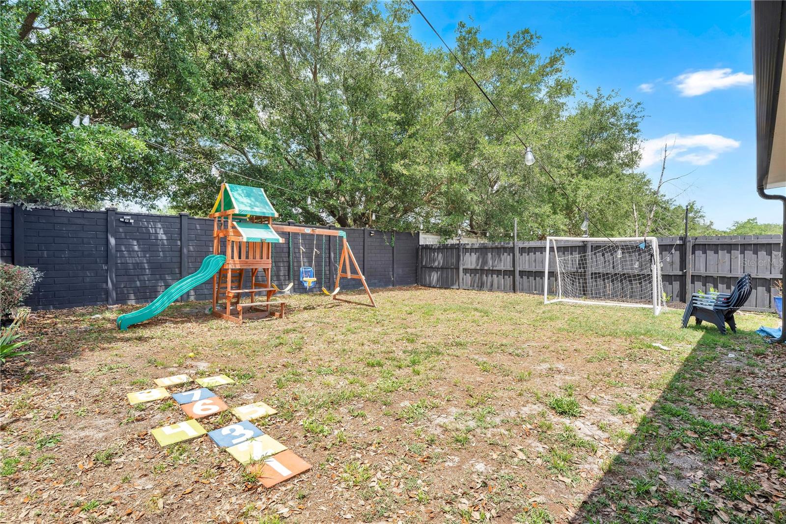 Image 24 of 31 For 7432 Golden Glenn Court