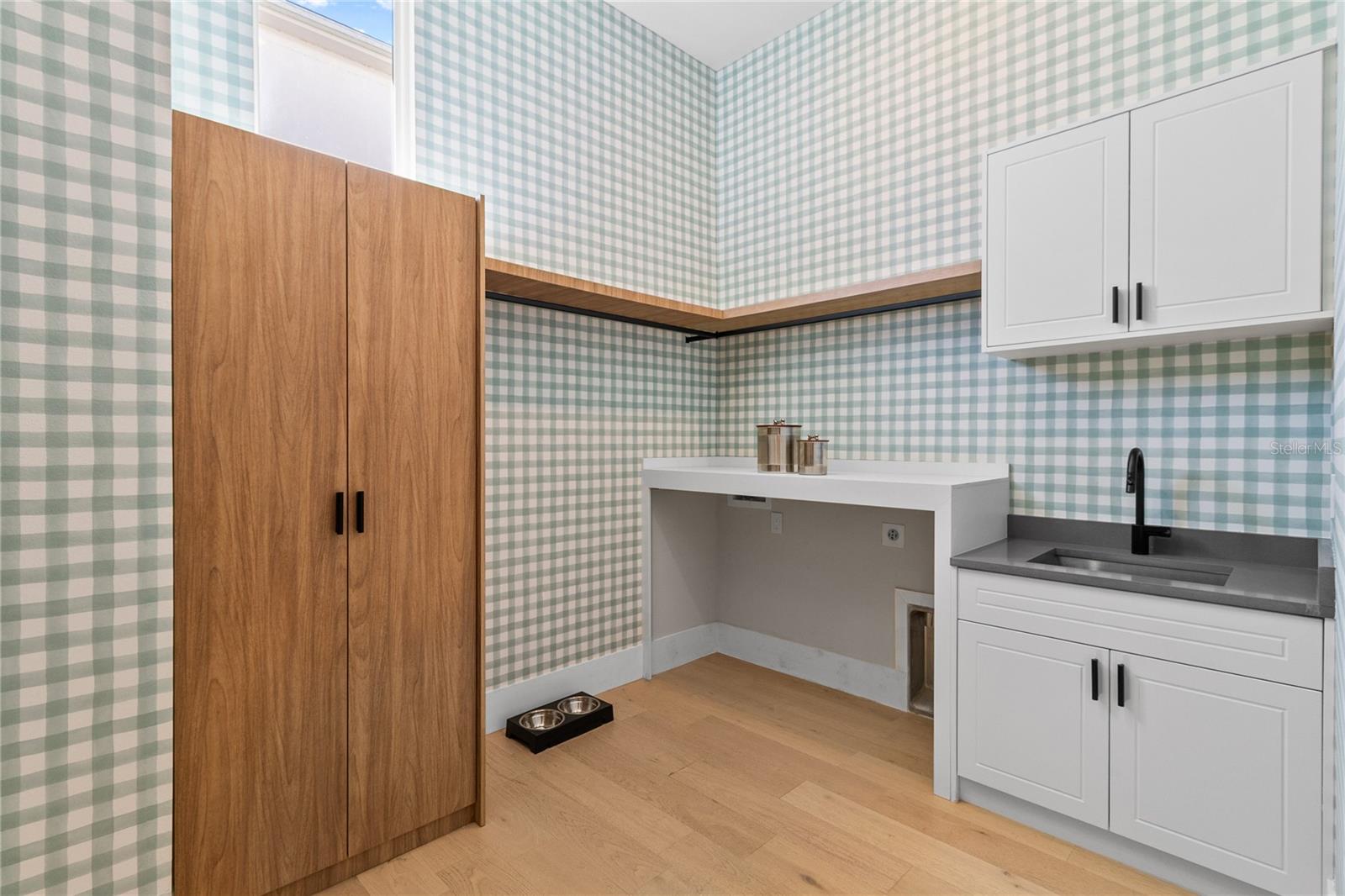 Image 21 of 66 For 16809 Bolsena Drive