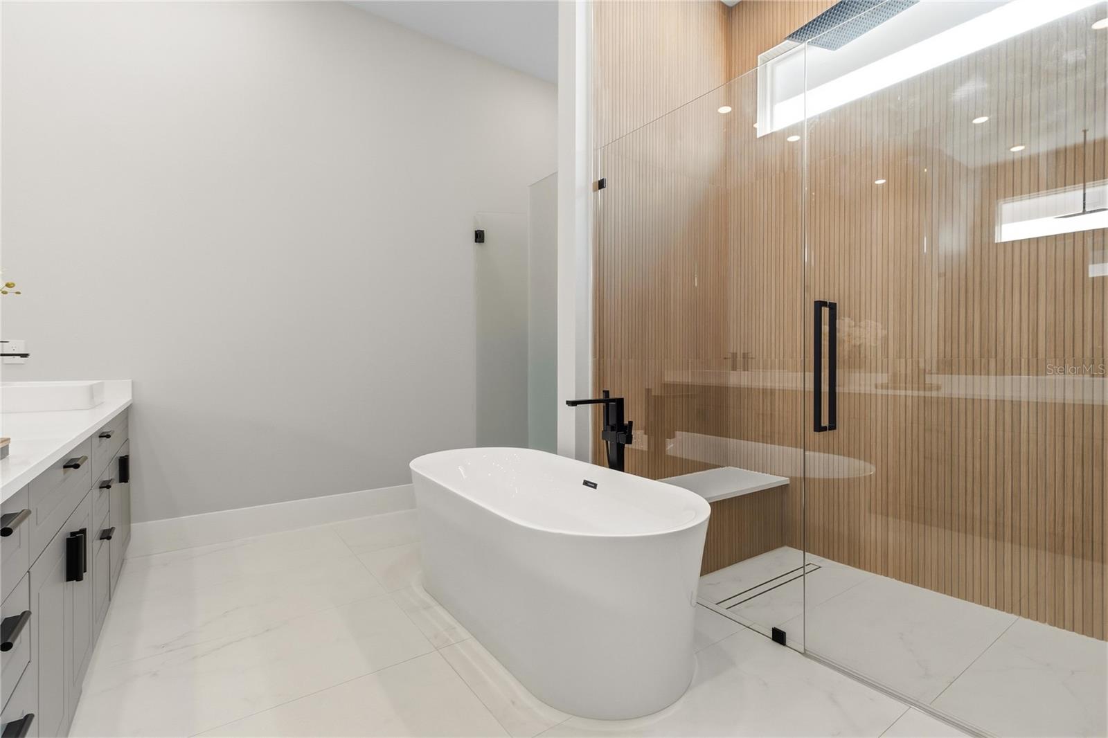 Image 30 of 66 For 16809 Bolsena Drive