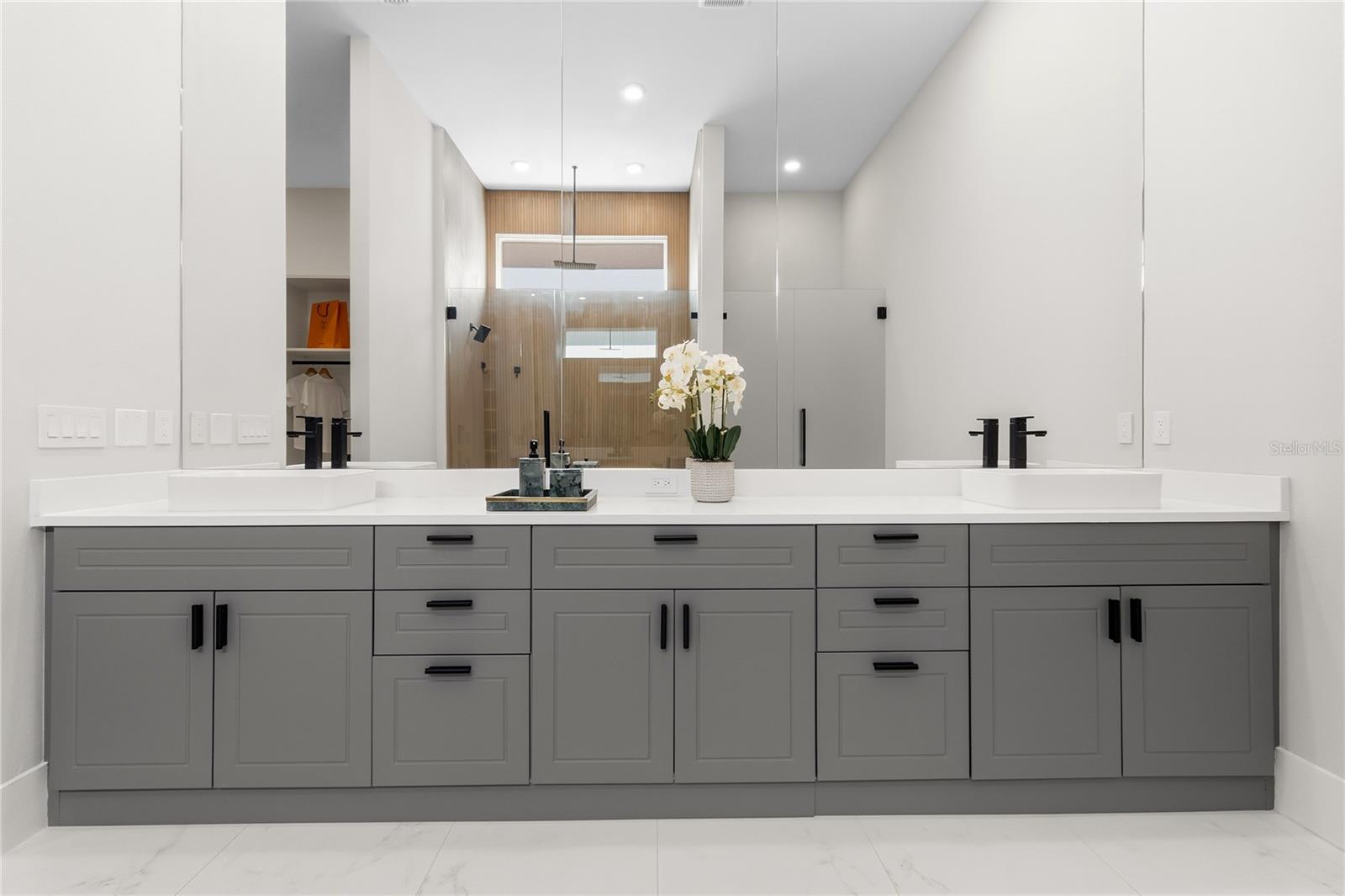 Image 31 of 66 For 16809 Bolsena Drive