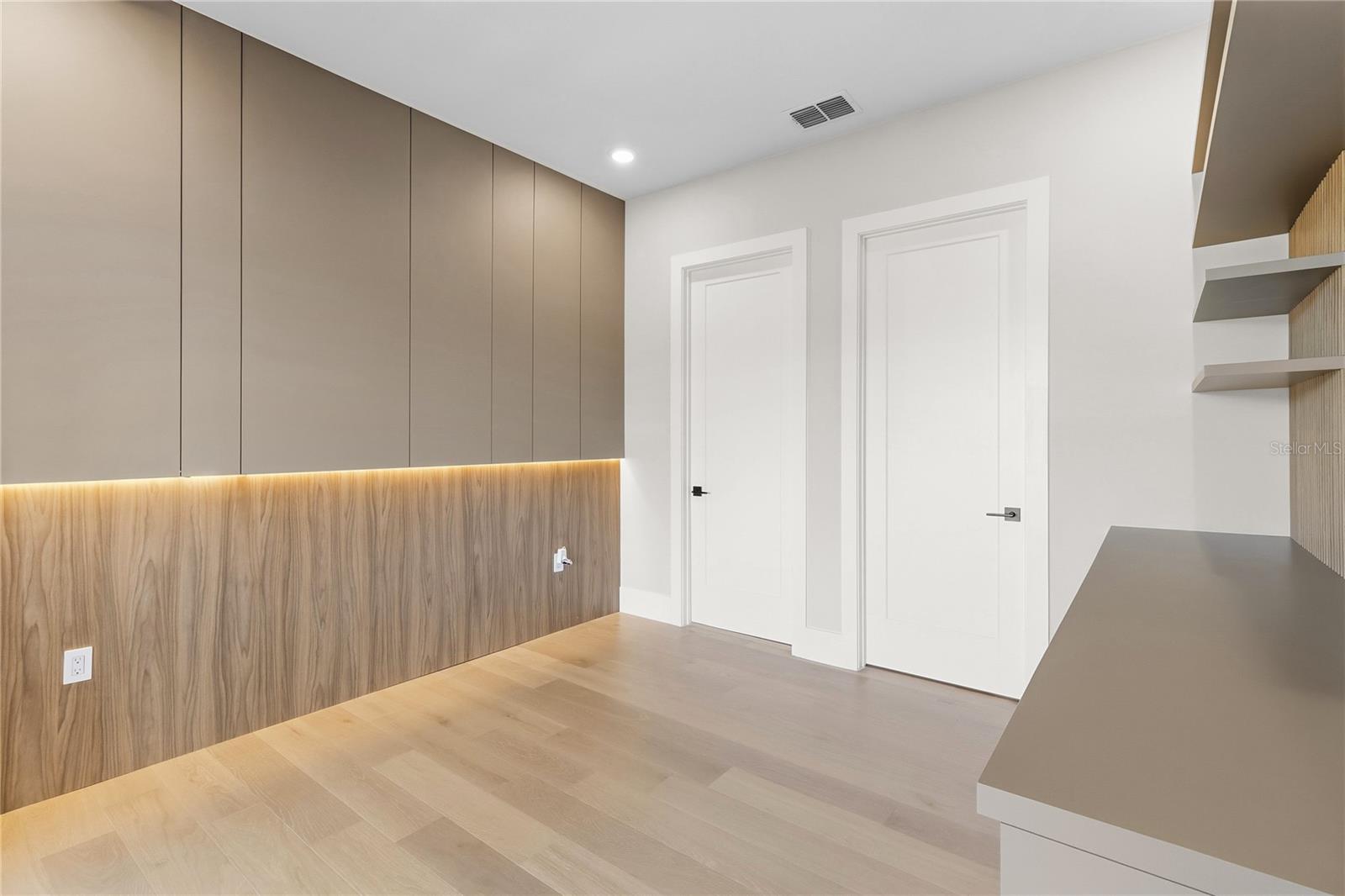 Image 36 of 66 For 16809 Bolsena Drive