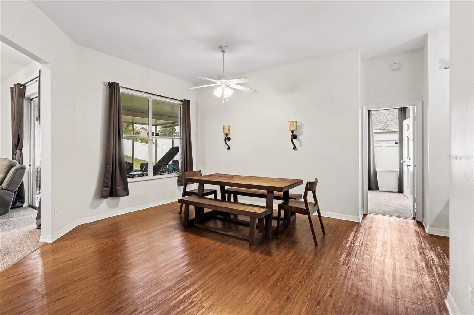 Image 12 of 29 For 14825 Greater Pines Boulevard