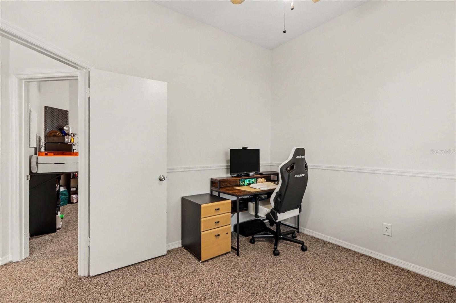 Image 20 of 29 For 14825 Greater Pines Boulevard