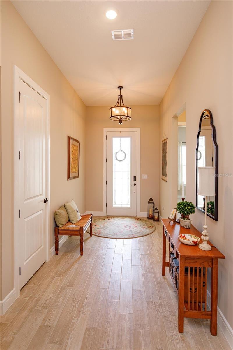 Image 2 of 50 For 5663 92nd Avenue Road