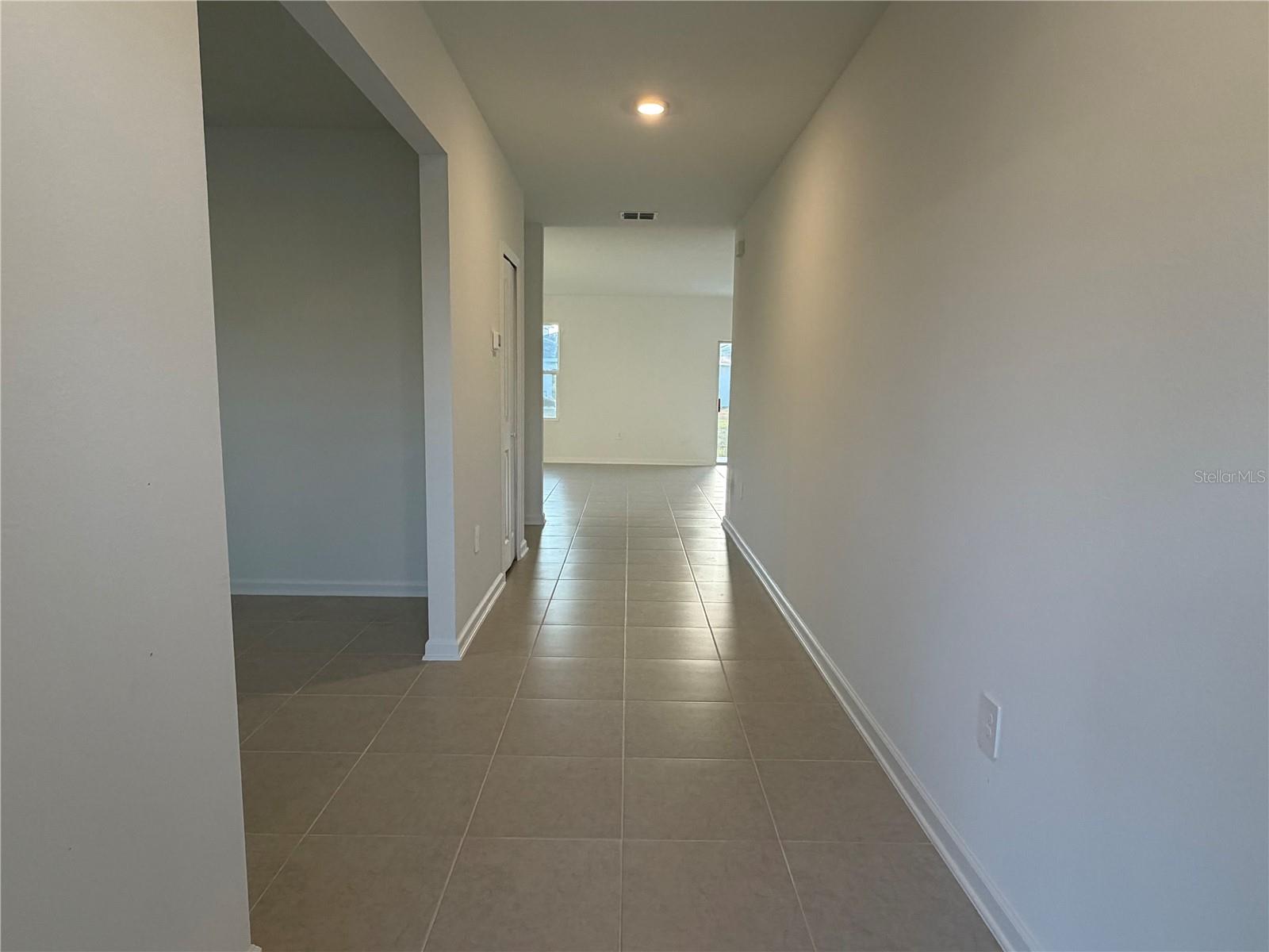 Image 3 of 21 For 1516 Loxley Trail