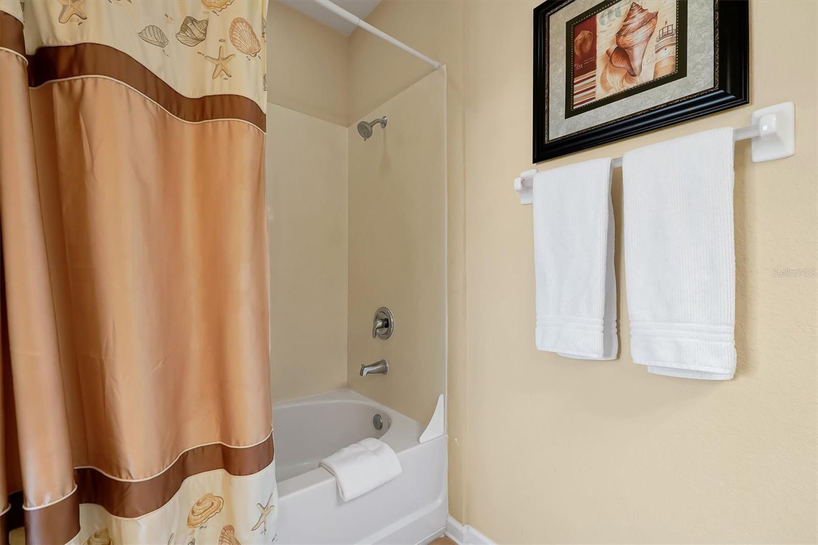 Image 21 of 41 For 4800 Tidecrest Avenue 172