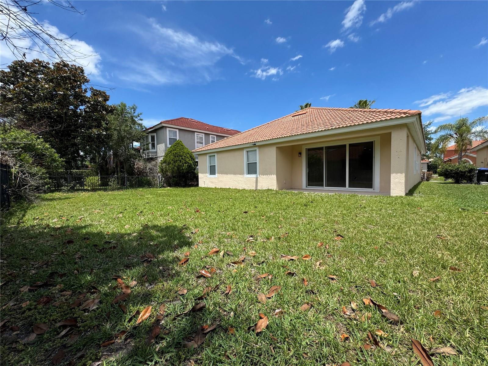Image 6 of 30 For 11813 Via Lucerna Circle