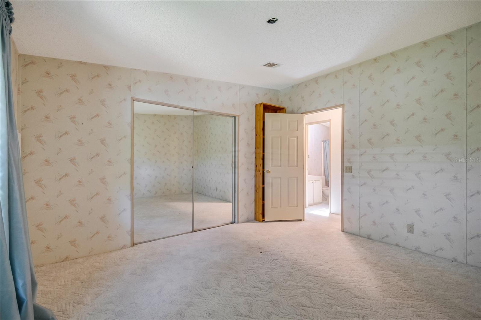 Image 20 of 48 For 3971 Cohen Drive 739