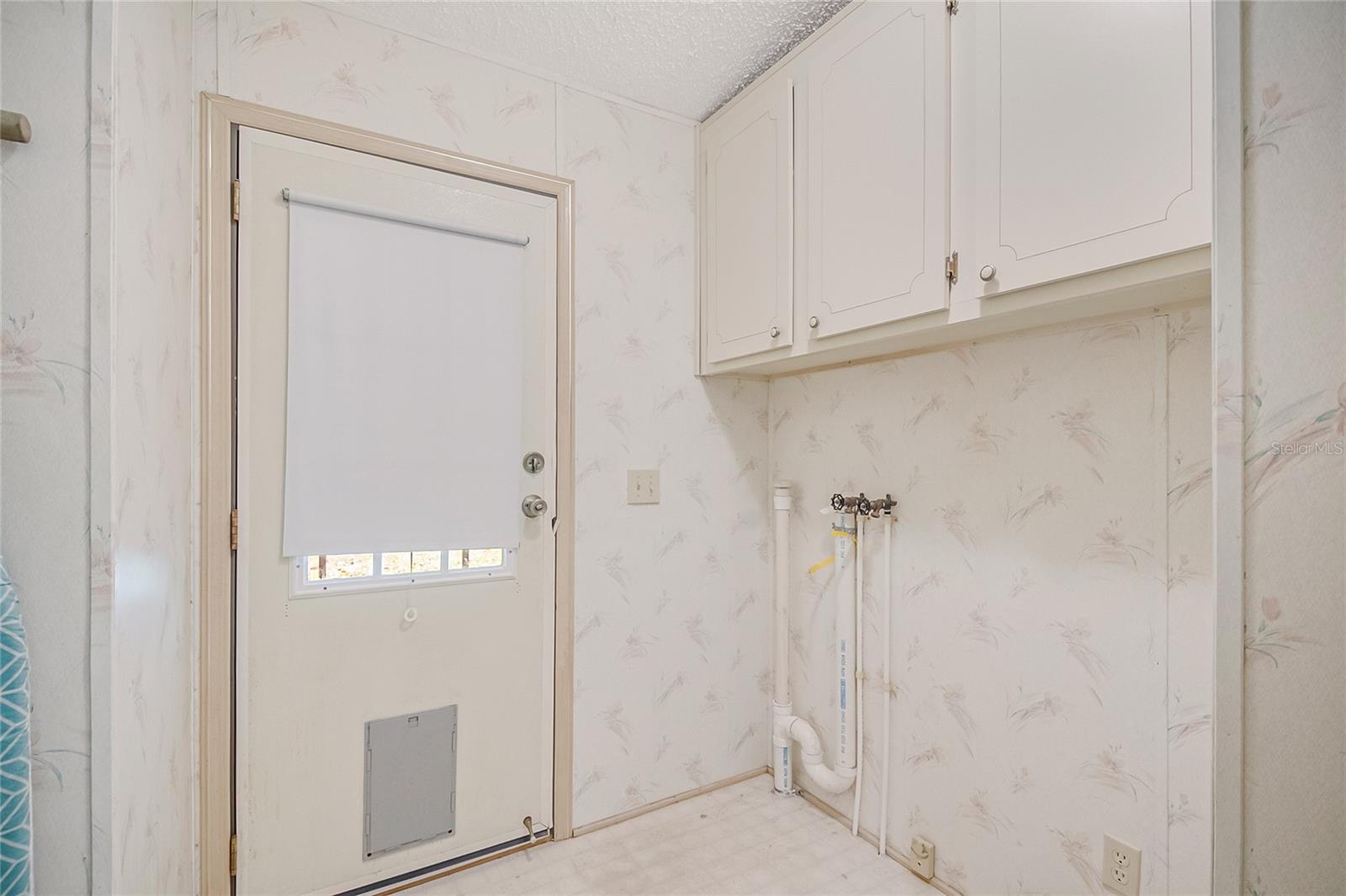 Image 23 of 48 For 3971 Cohen Drive 739