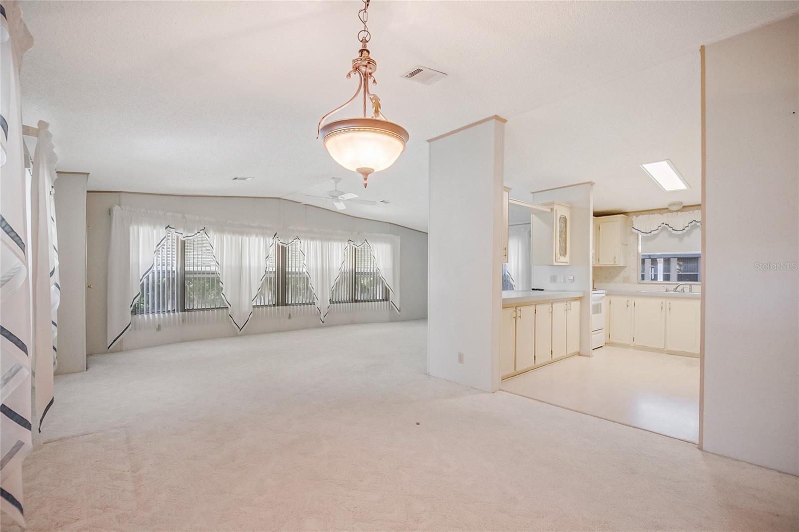 Image 25 of 48 For 3971 Cohen Drive 739