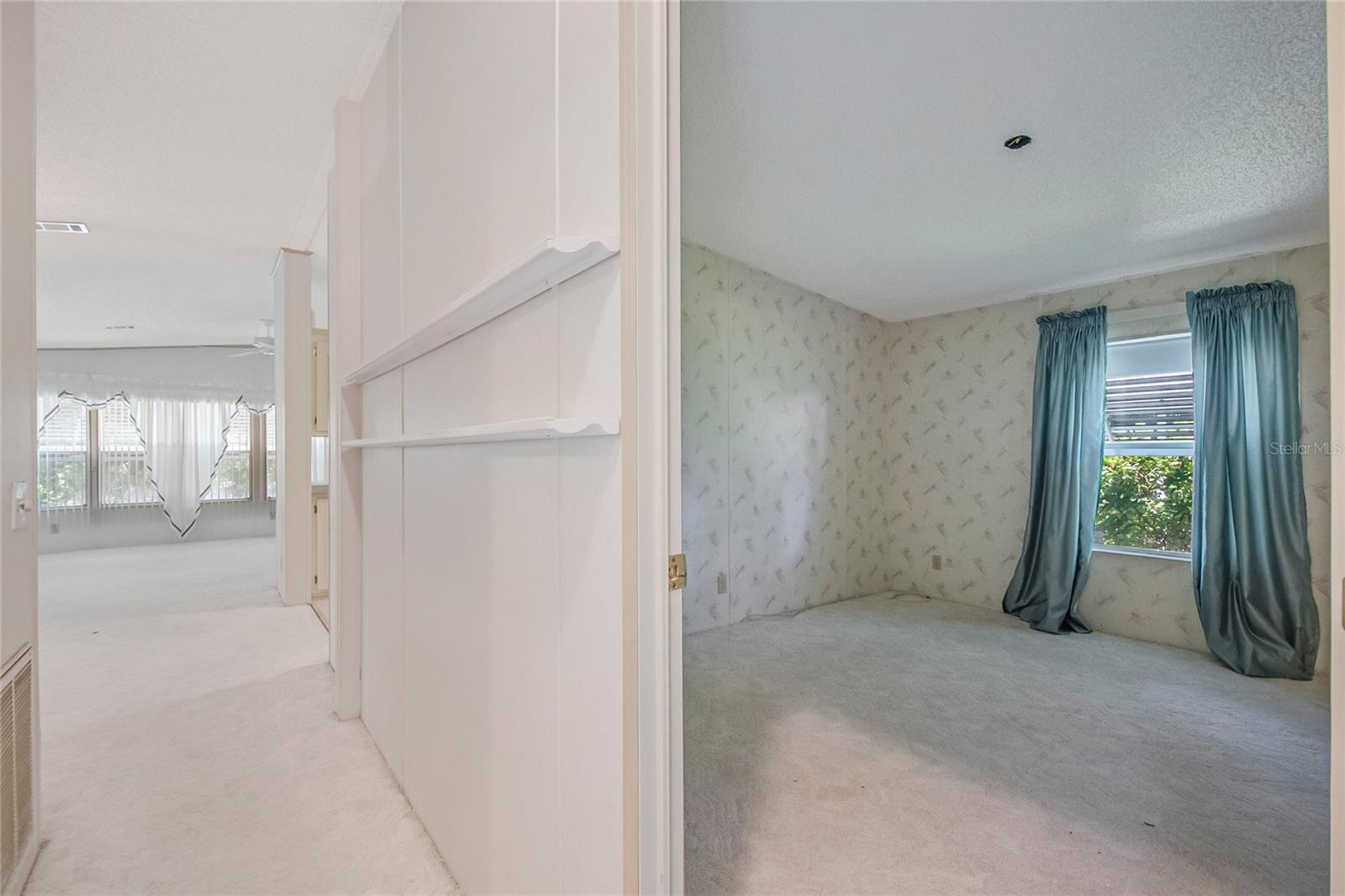 Image 27 of 48 For 3971 Cohen Drive 739