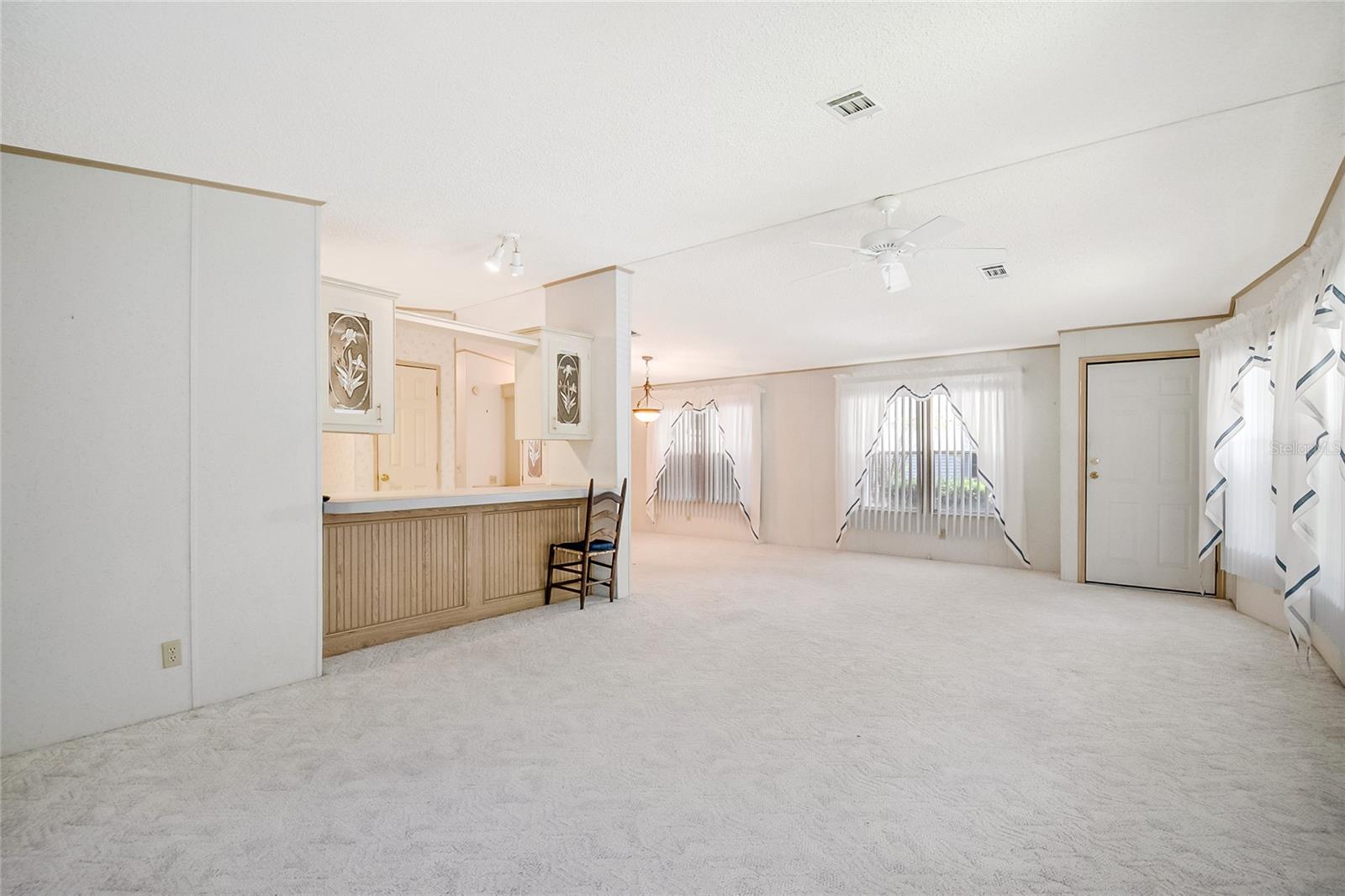 Image 32 of 48 For 3971 Cohen Drive 739