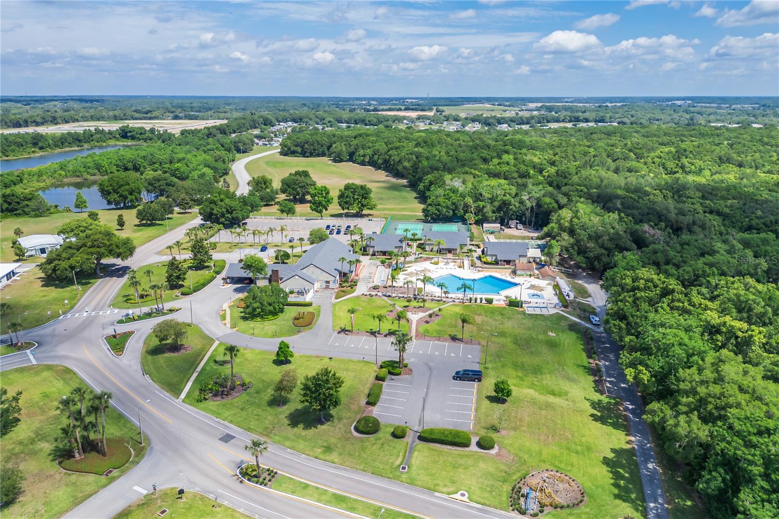 Image 41 of 48 For 3971 Cohen Drive 739