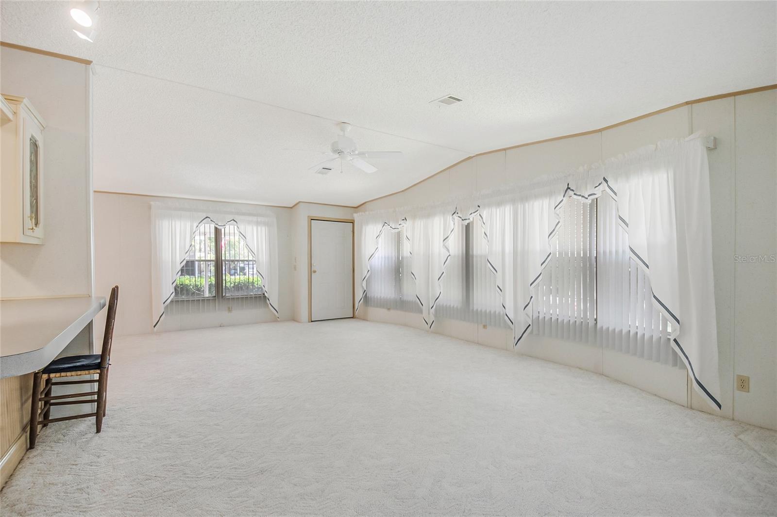 Image 8 of 48 For 3971 Cohen Drive 739