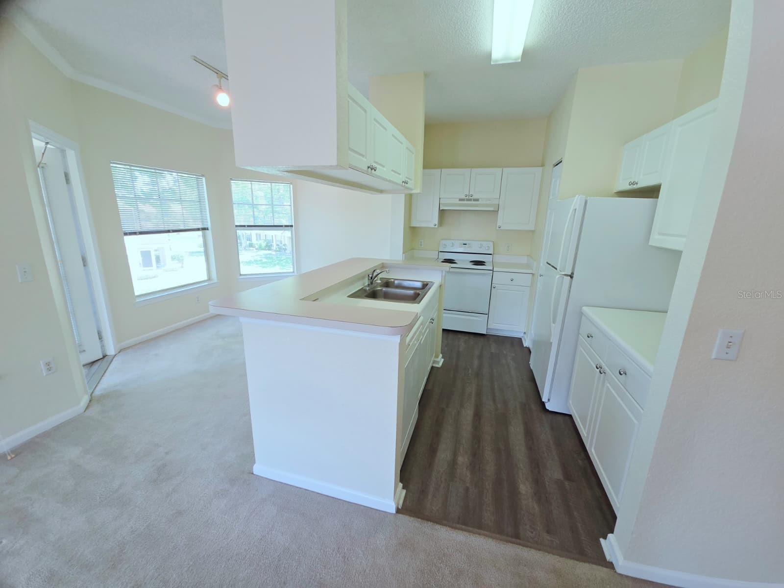 Image 10 of 38 For 2422 White Magnolia Way