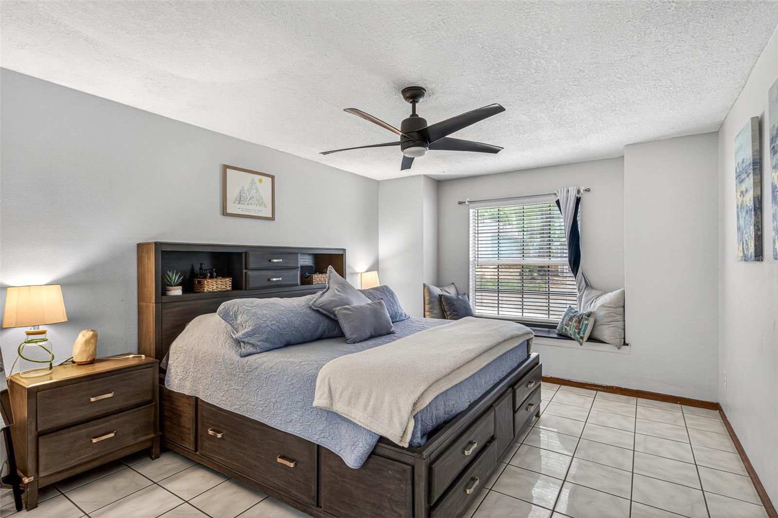 Image 18 of 45 For 1767 Iroquois Drive