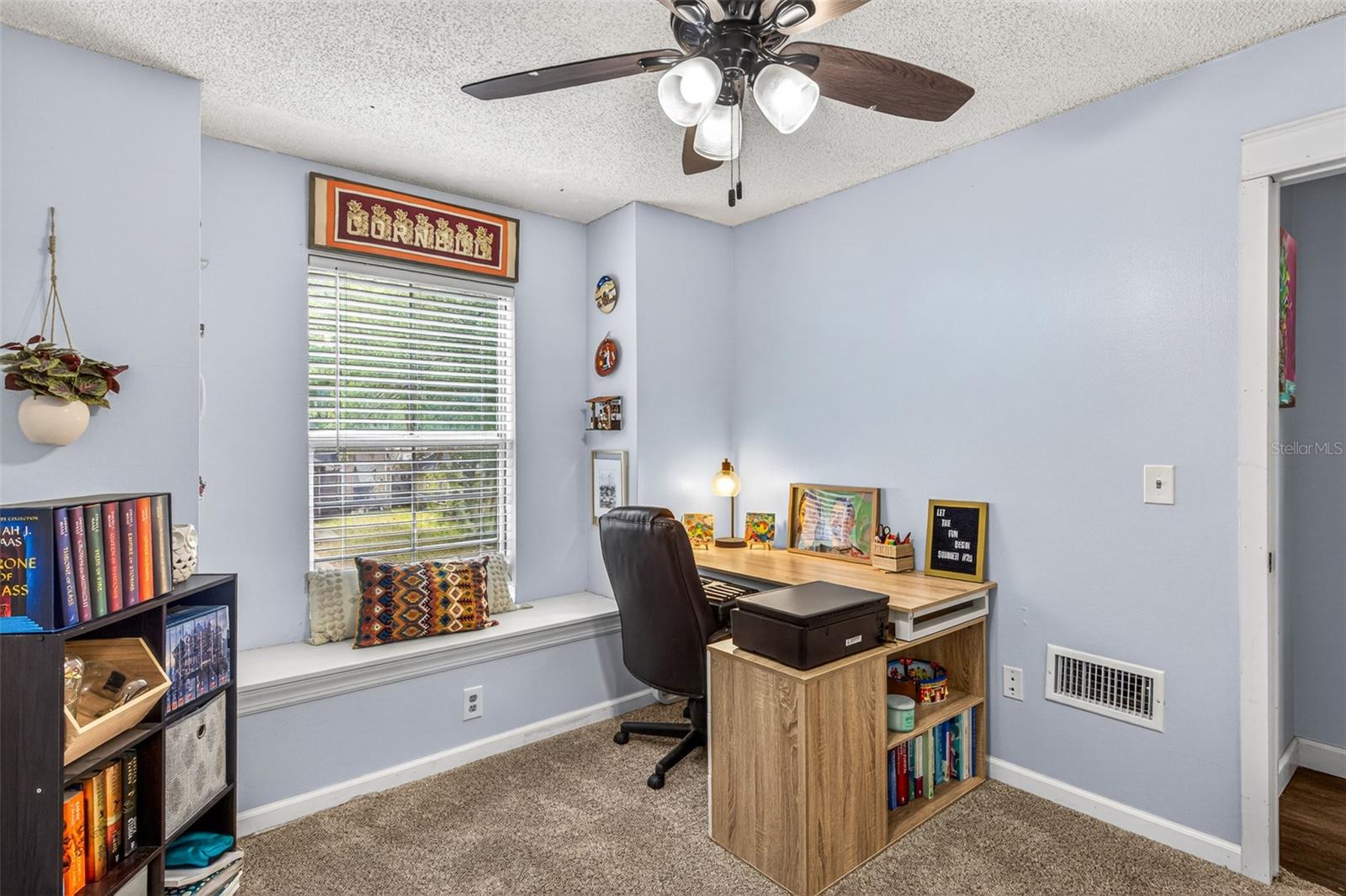 Image 23 of 45 For 1767 Iroquois Drive
