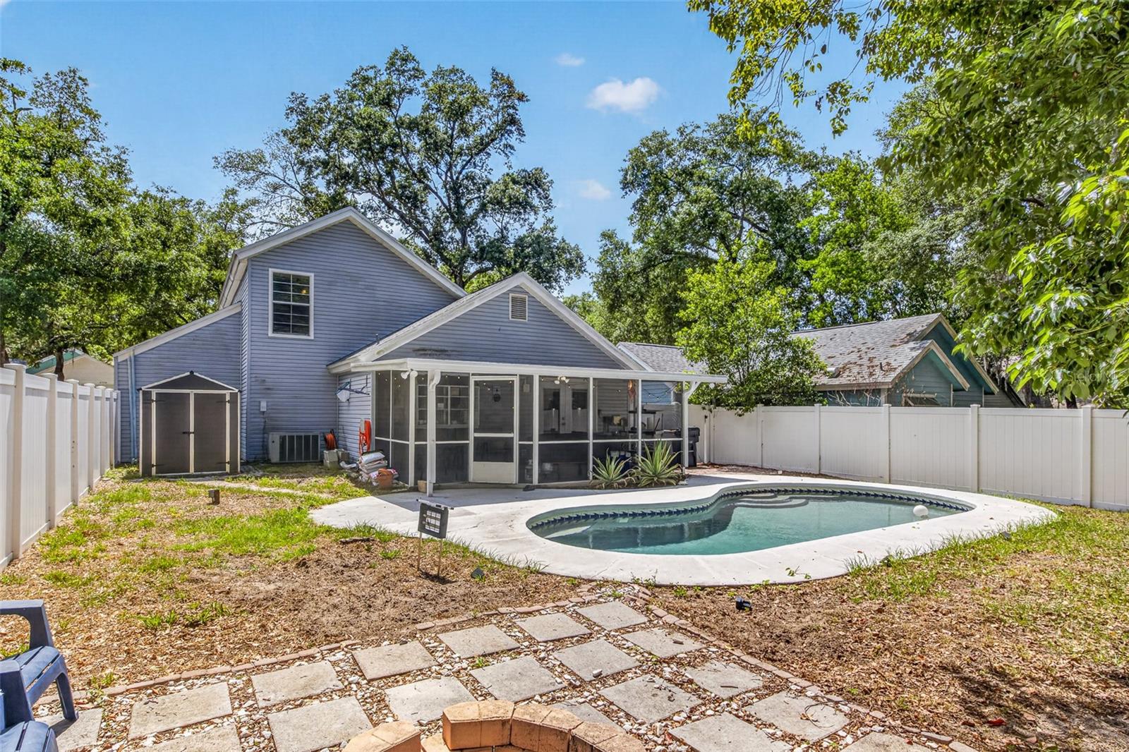 Image 30 of 45 For 1767 Iroquois Drive