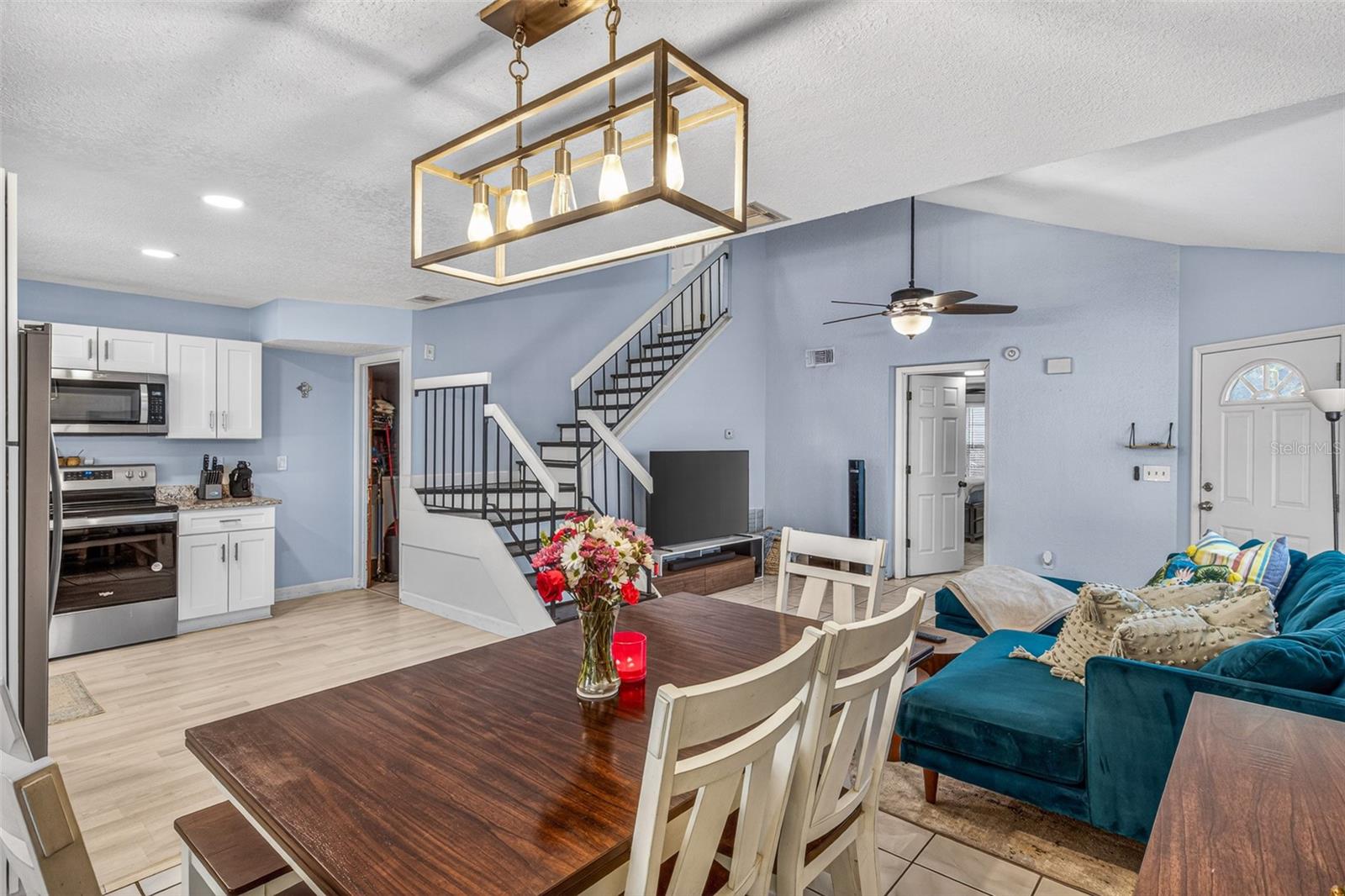Image 7 of 45 For 1767 Iroquois Drive