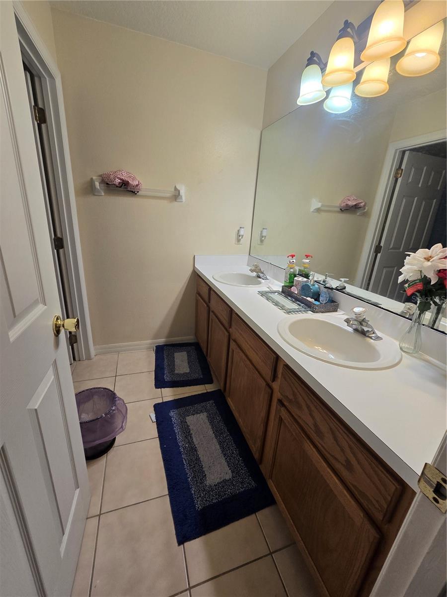 Image 12 of 16 For 2500 Baykal Drive
