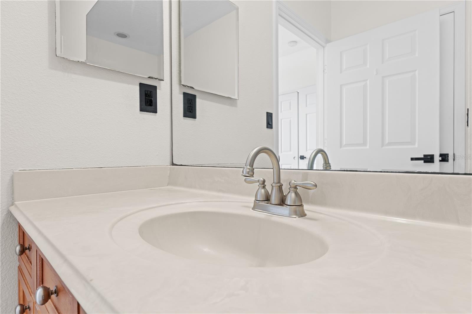 Image 17 of 32 For 11434 Jasper Kay Terrace 1101