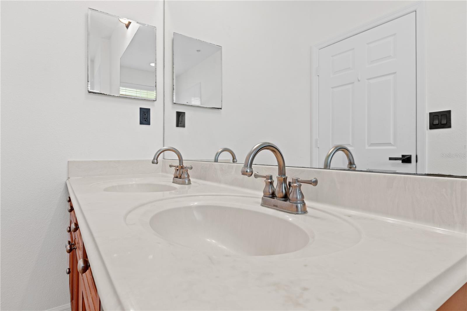 Image 24 of 32 For 11434 Jasper Kay Terrace 1101