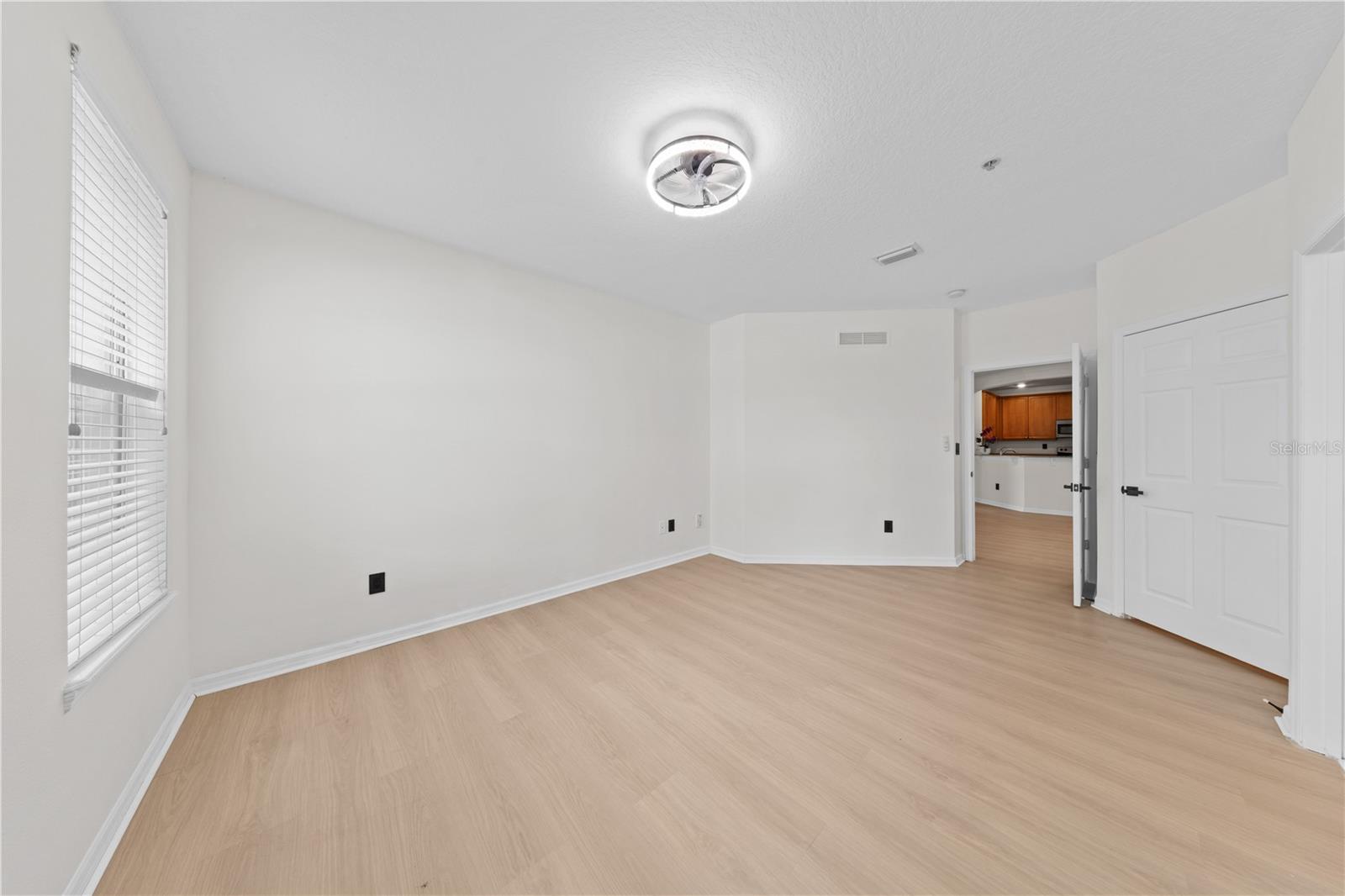 Image 25 of 32 For 11434 Jasper Kay Terrace 1101