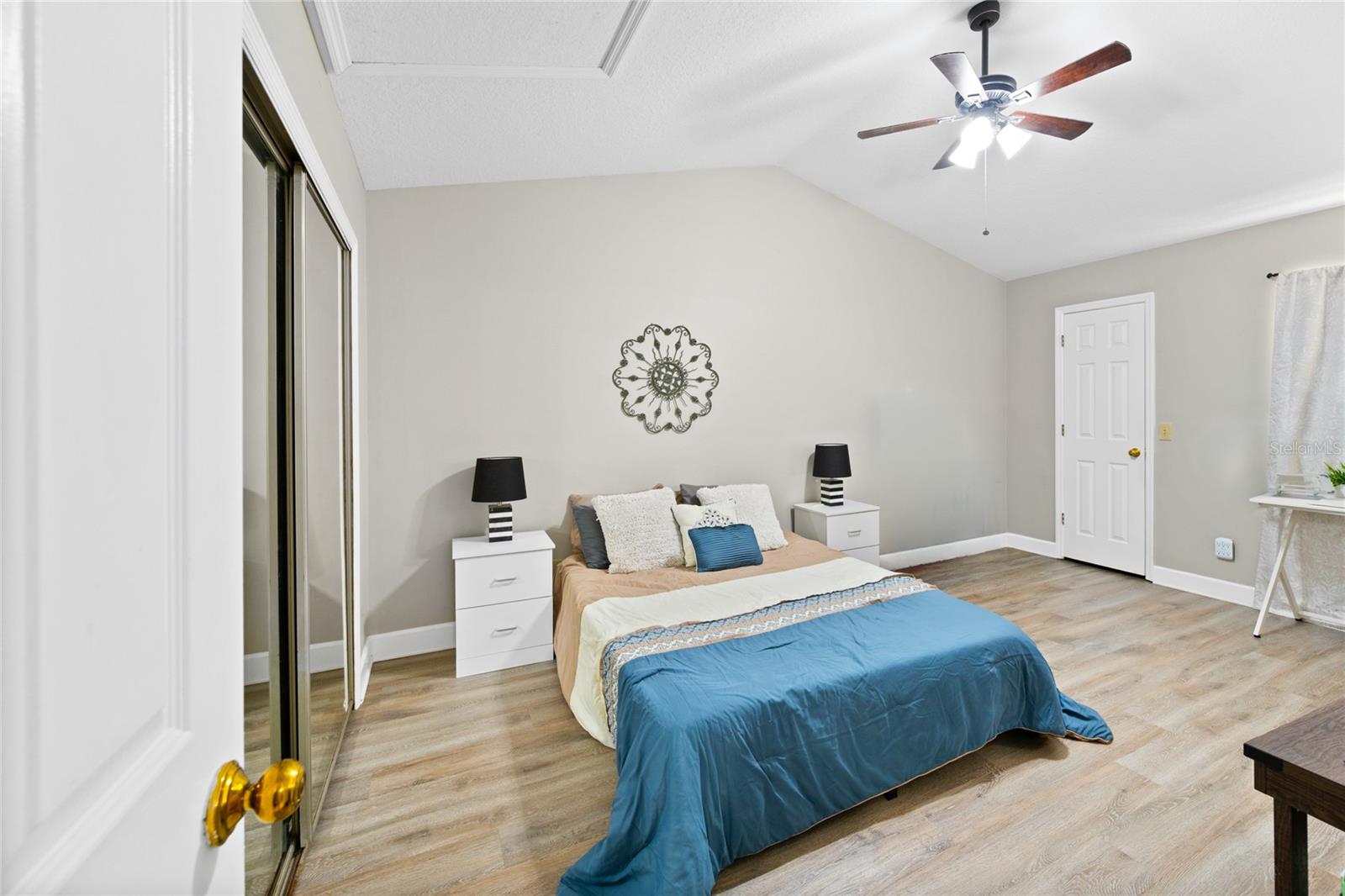 Image 12 of 23 For 1423 Farrindon Circle
