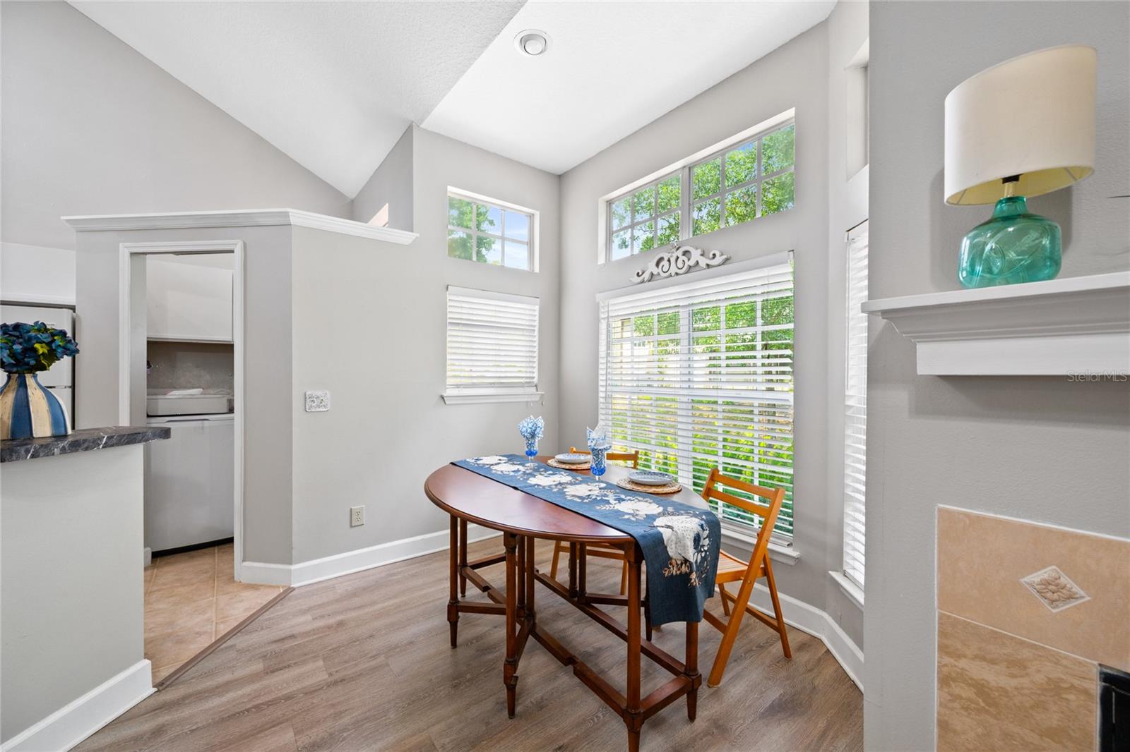 Image 7 of 23 For 1423 Farrindon Circle