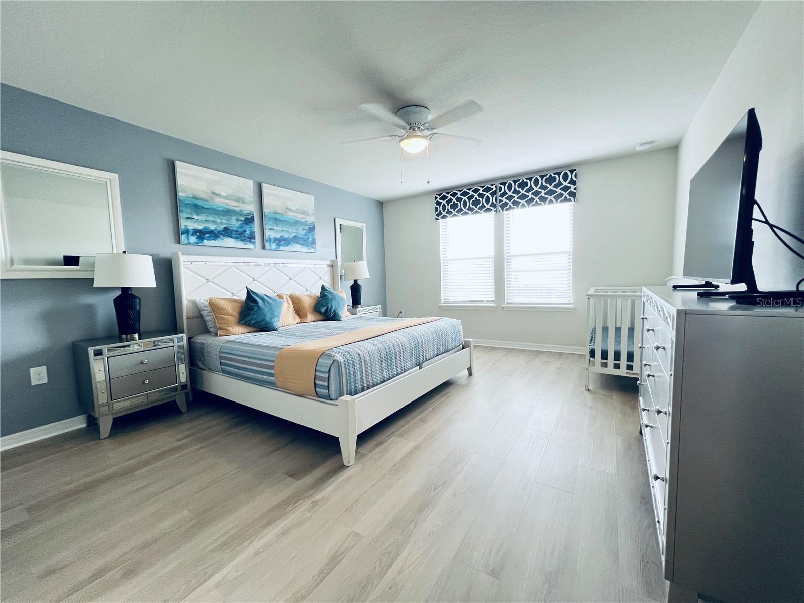 Image 12 of 43 For 8942 Sydney Avenue