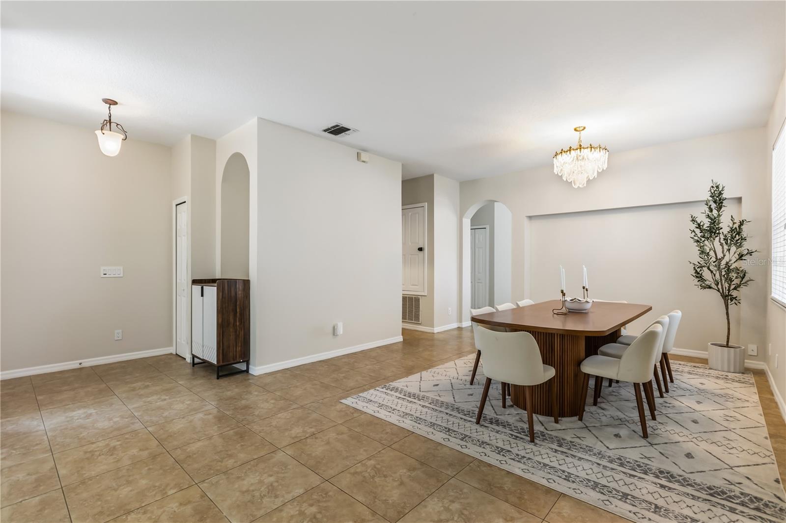Image 6 of 22 For 15032 Stonebriar Way